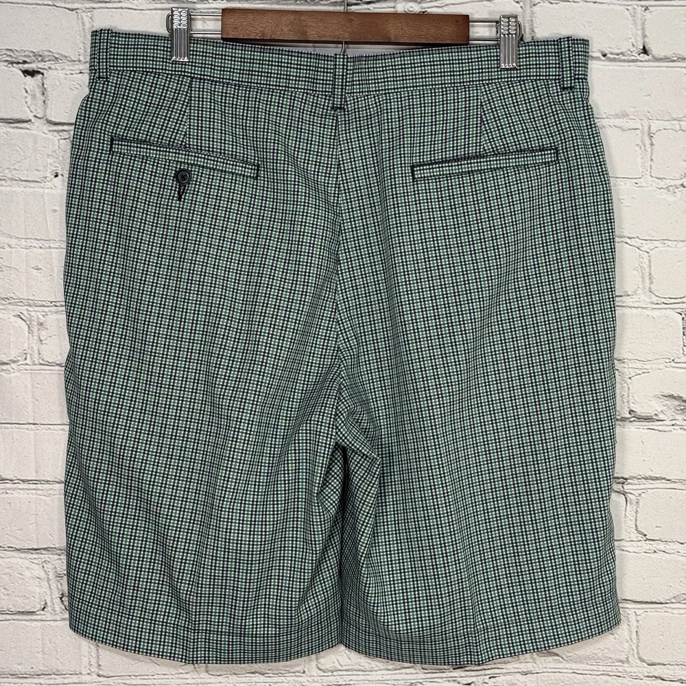 BEN HOGAN Men's Golf Shorts 36 Green Check Performance 10